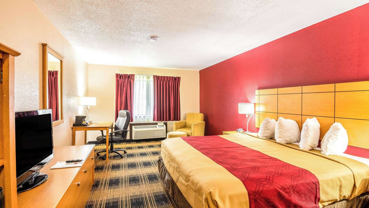 Photo of Bedroom in Southwest Topeka