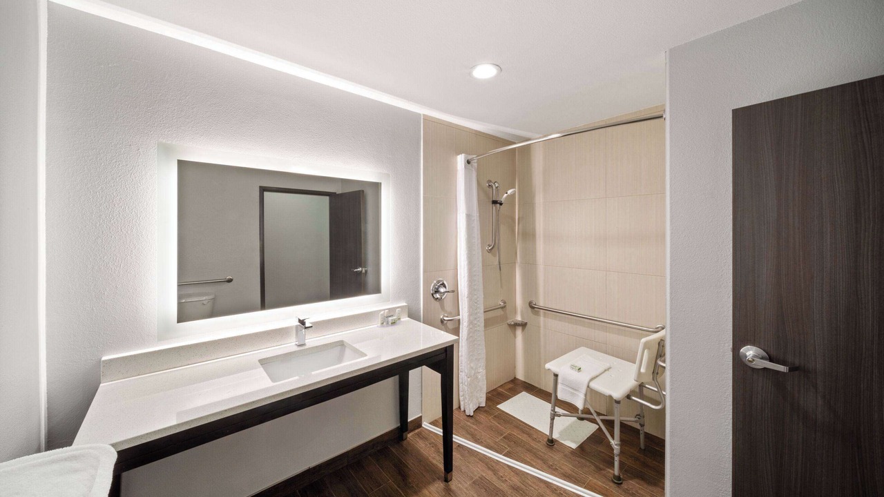 Photo of Bathroom in McAlester