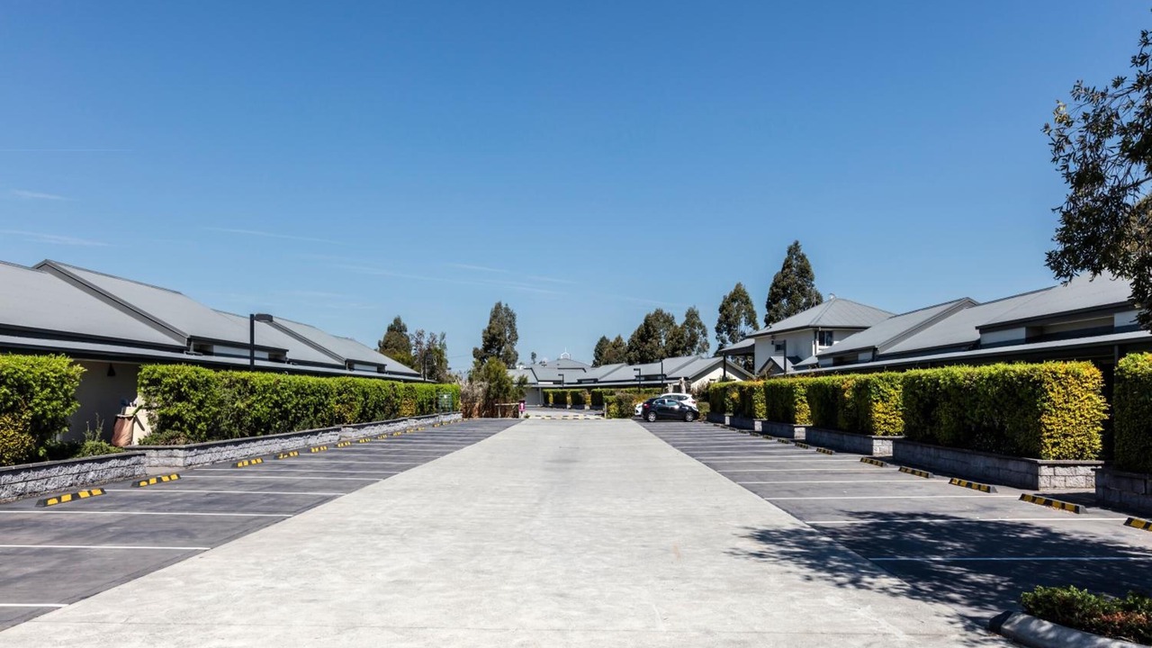 Photo of Outdoor in Rutherford