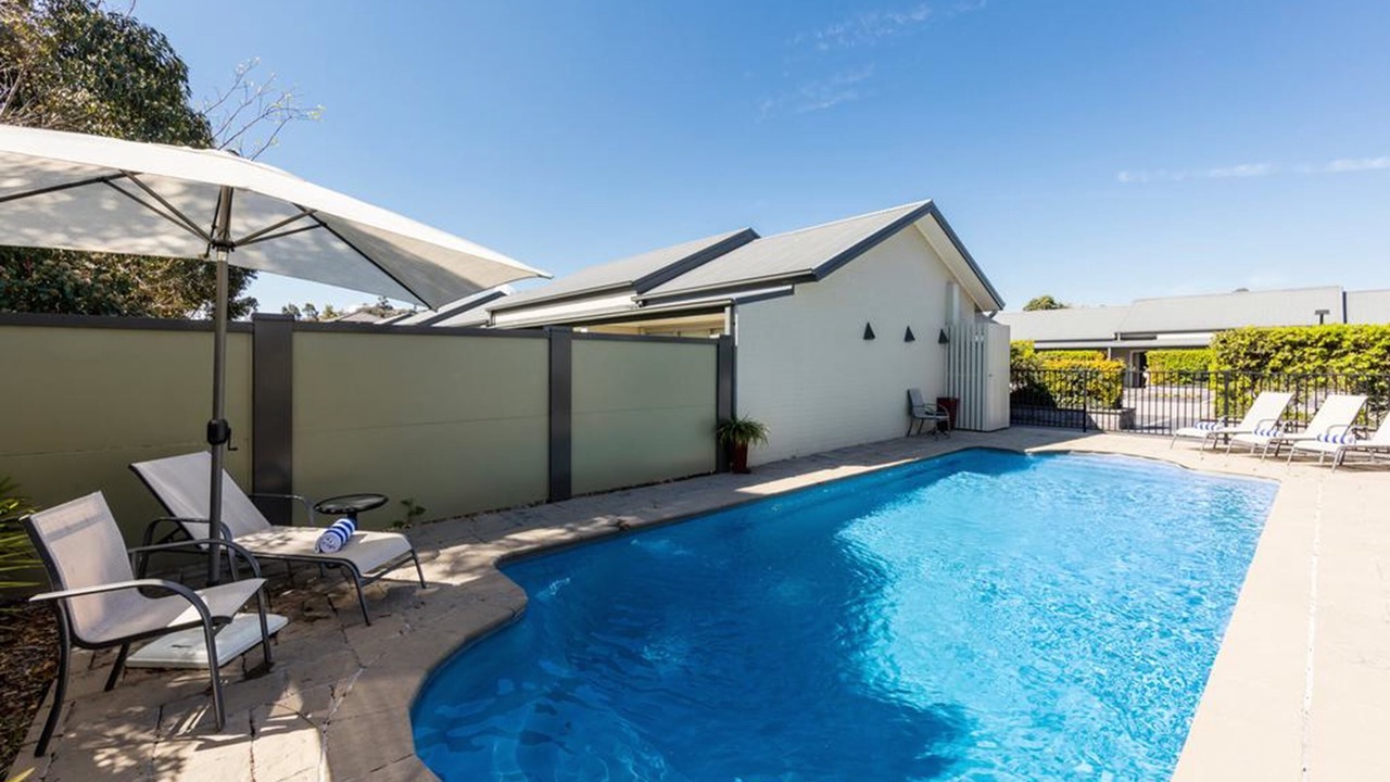 Photo of Outdoor in Rutherford