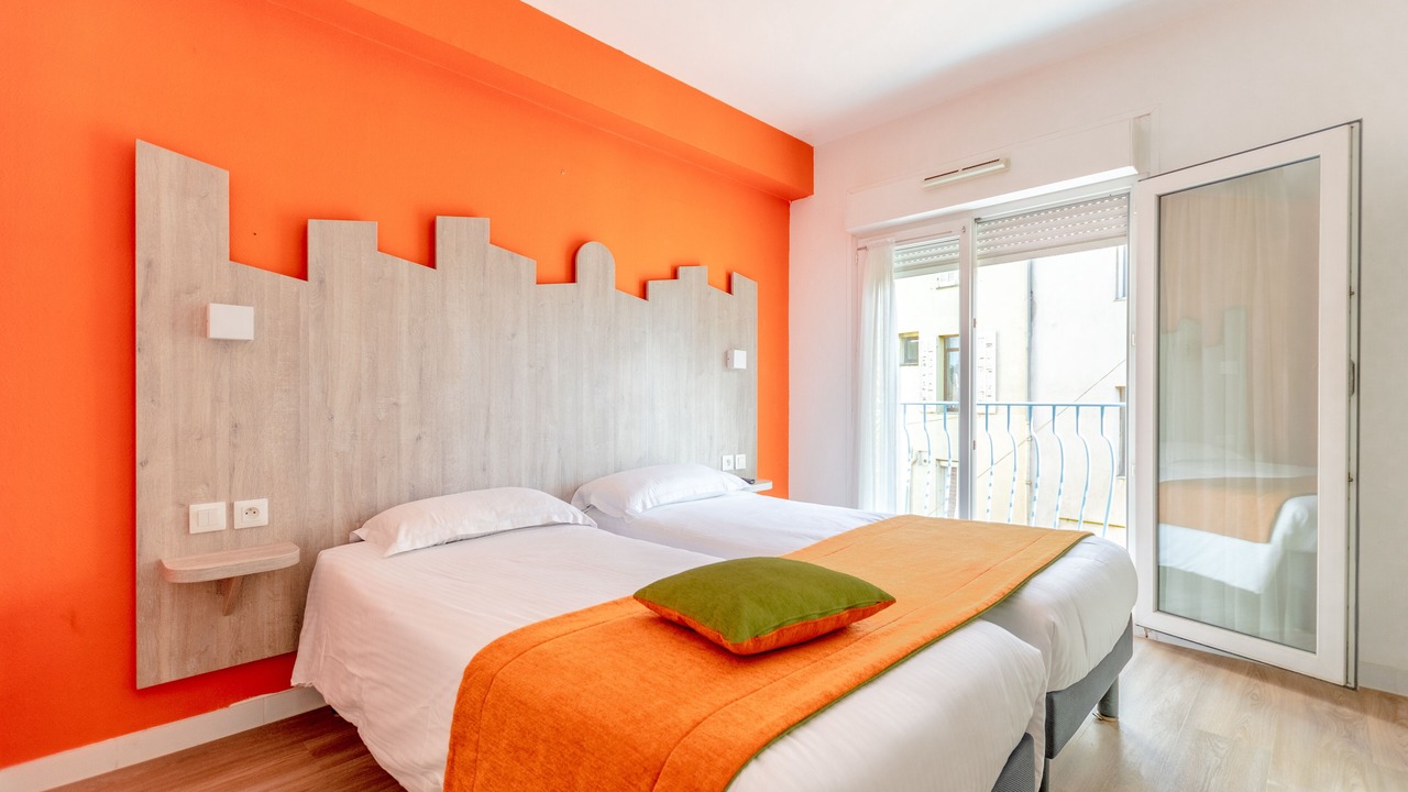 Photo of Bedroom in Saint-Raphael