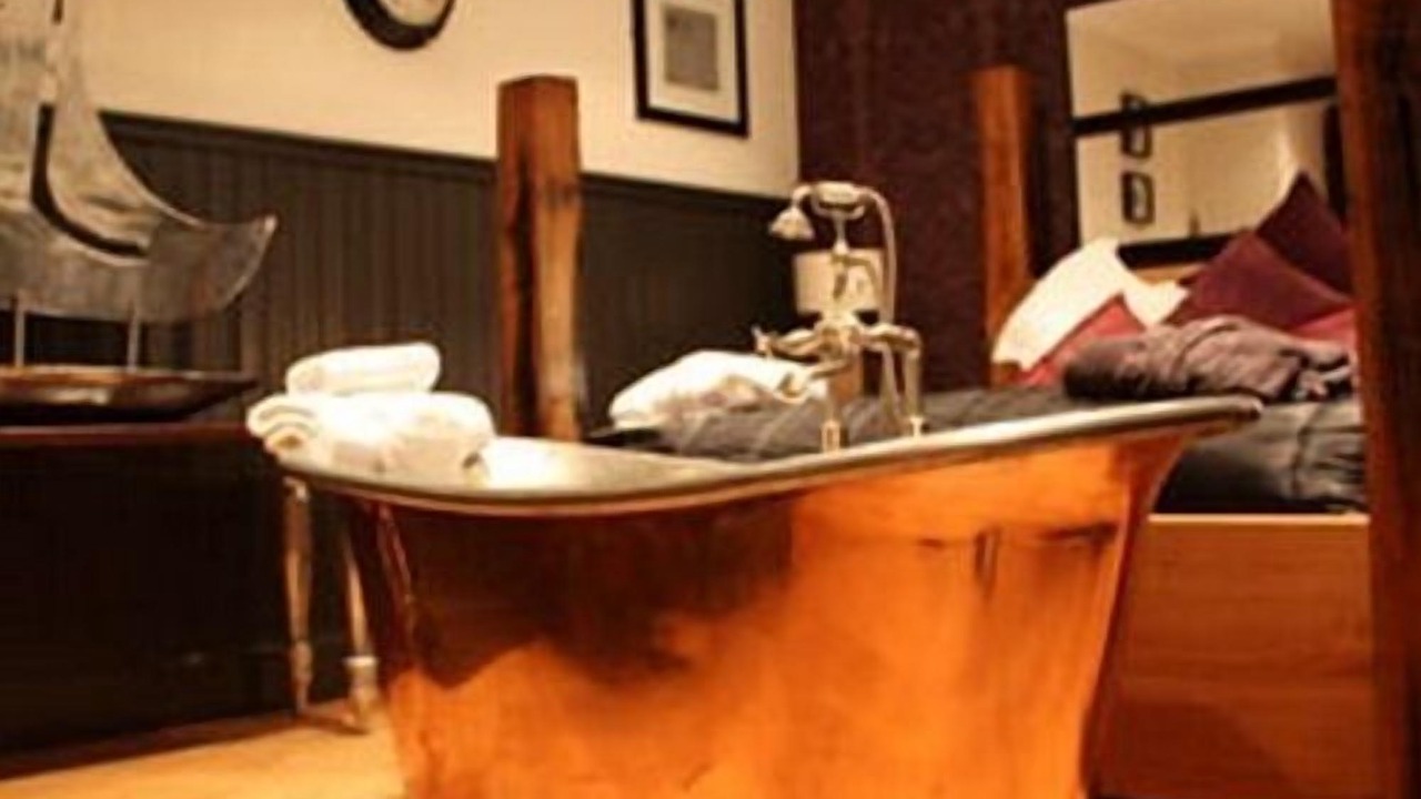 Photo of Bedroom in Newbattle