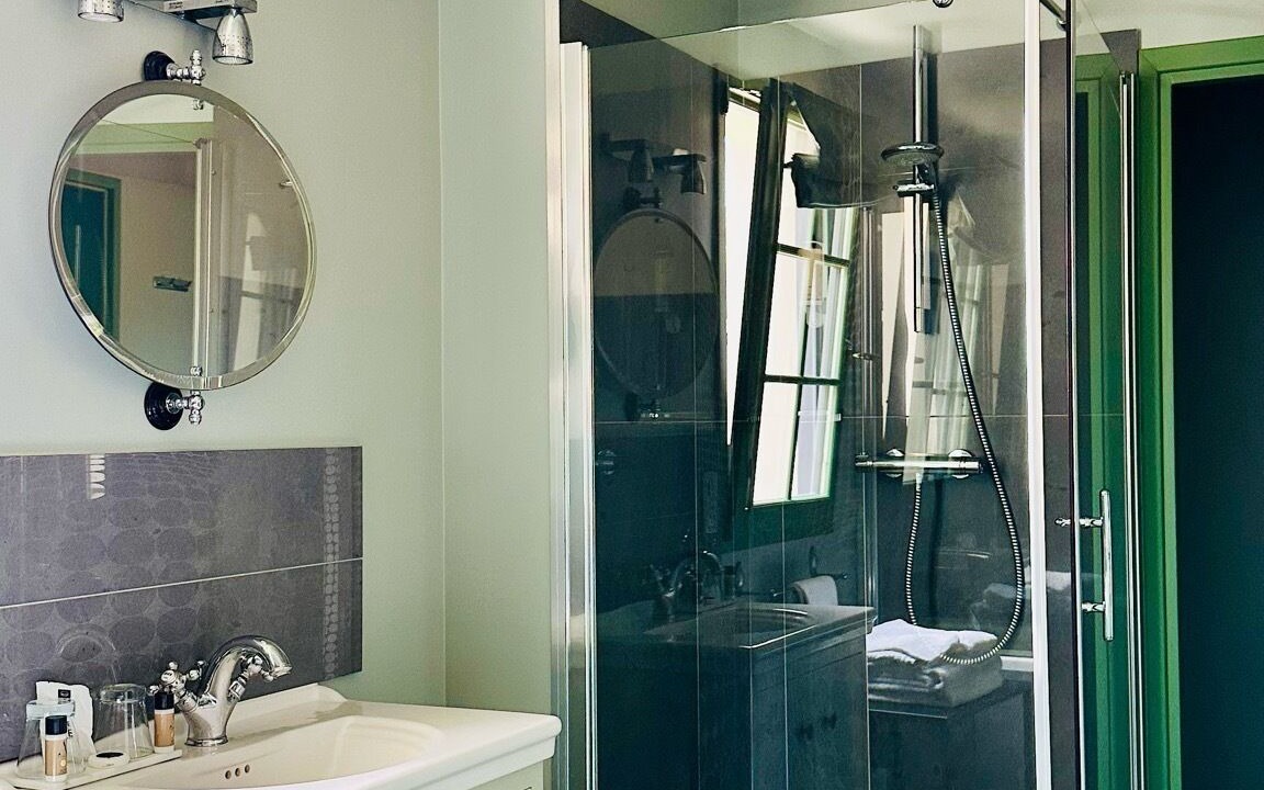 Photo of Bathroom in Bayonne