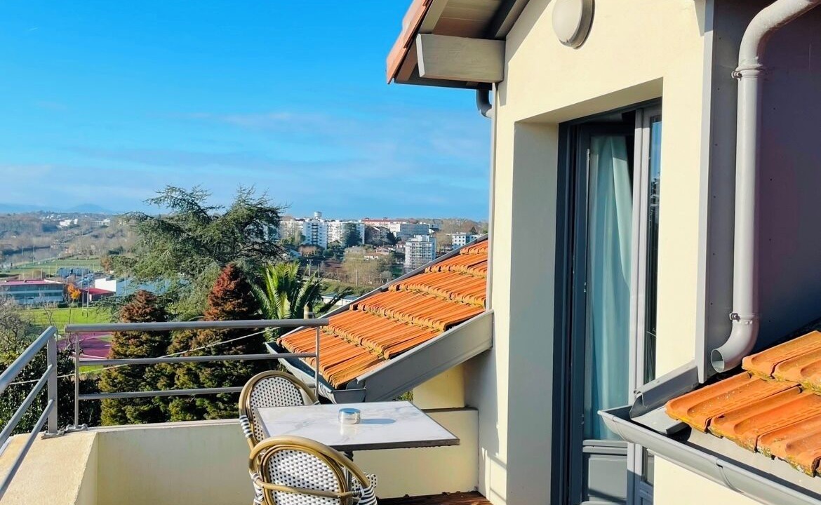 Photo of Bedroom in Bayonne