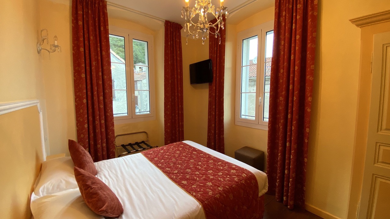 Photo of Bedroom in Guiselle