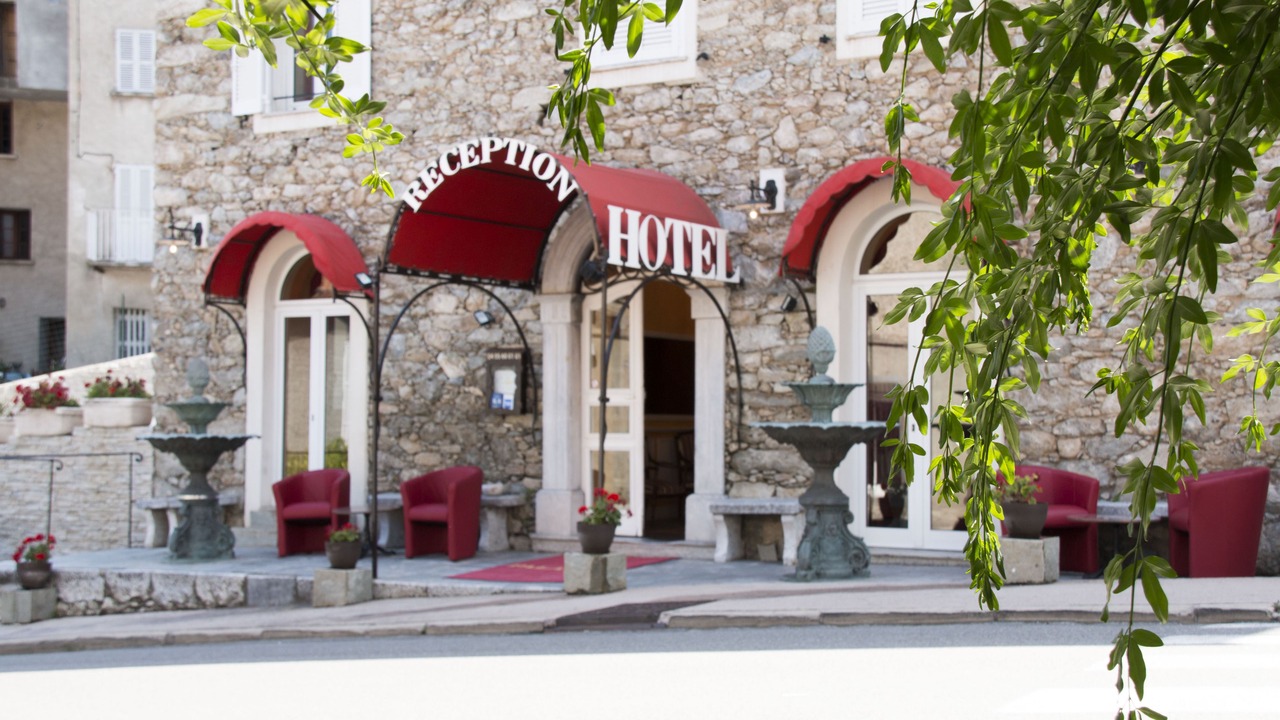 Photo of Outdoor in Guiselle