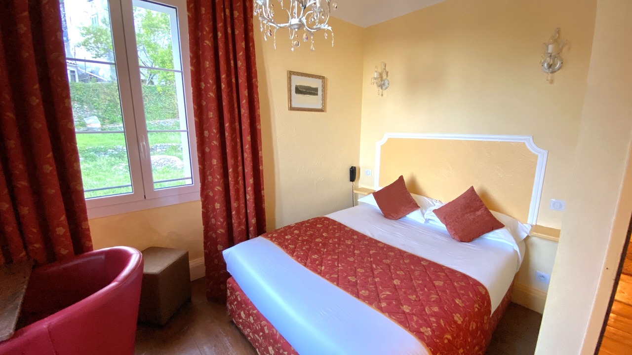 Photo of Bedroom in Guiselle