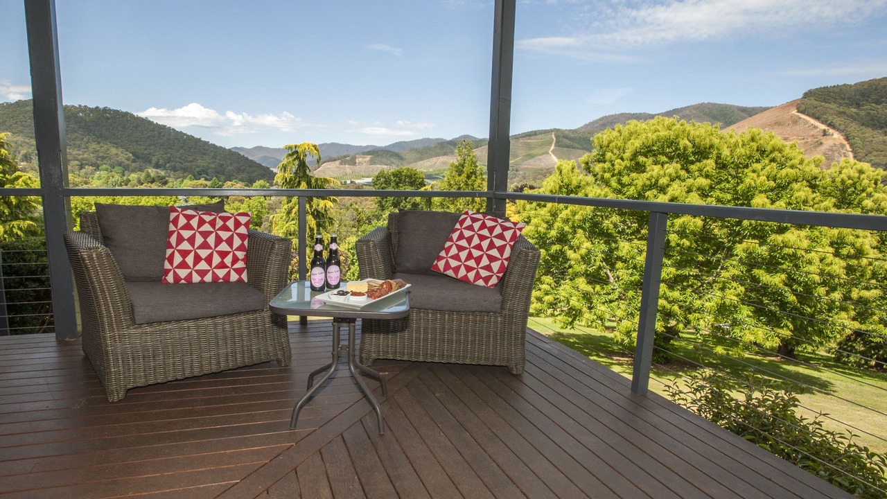 Photo of Patio Balcony in Wandiligong