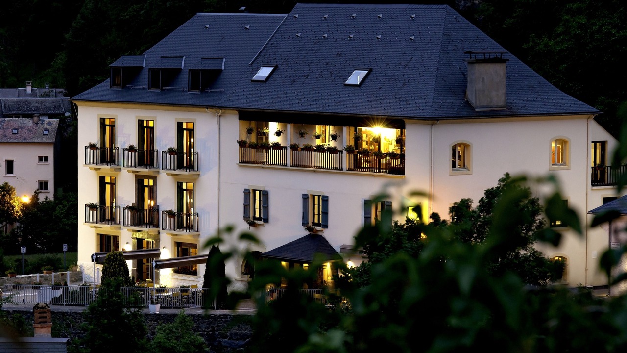 Photo of Buildings in Gedre