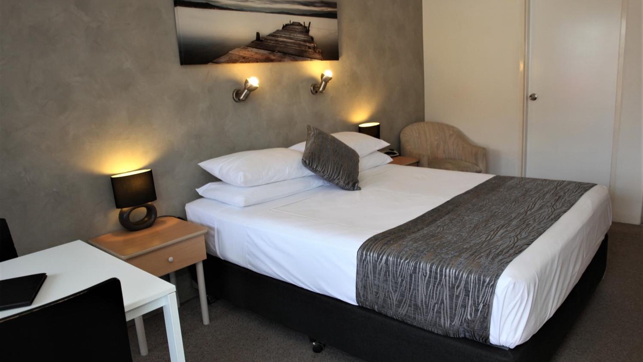 Photo of Others in Forster