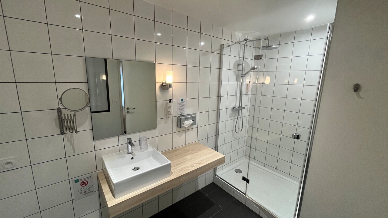 Photo of Bathroom in Bedee