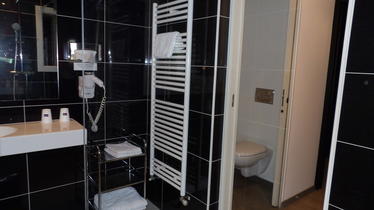 Photo of Bathroom in Bedee
