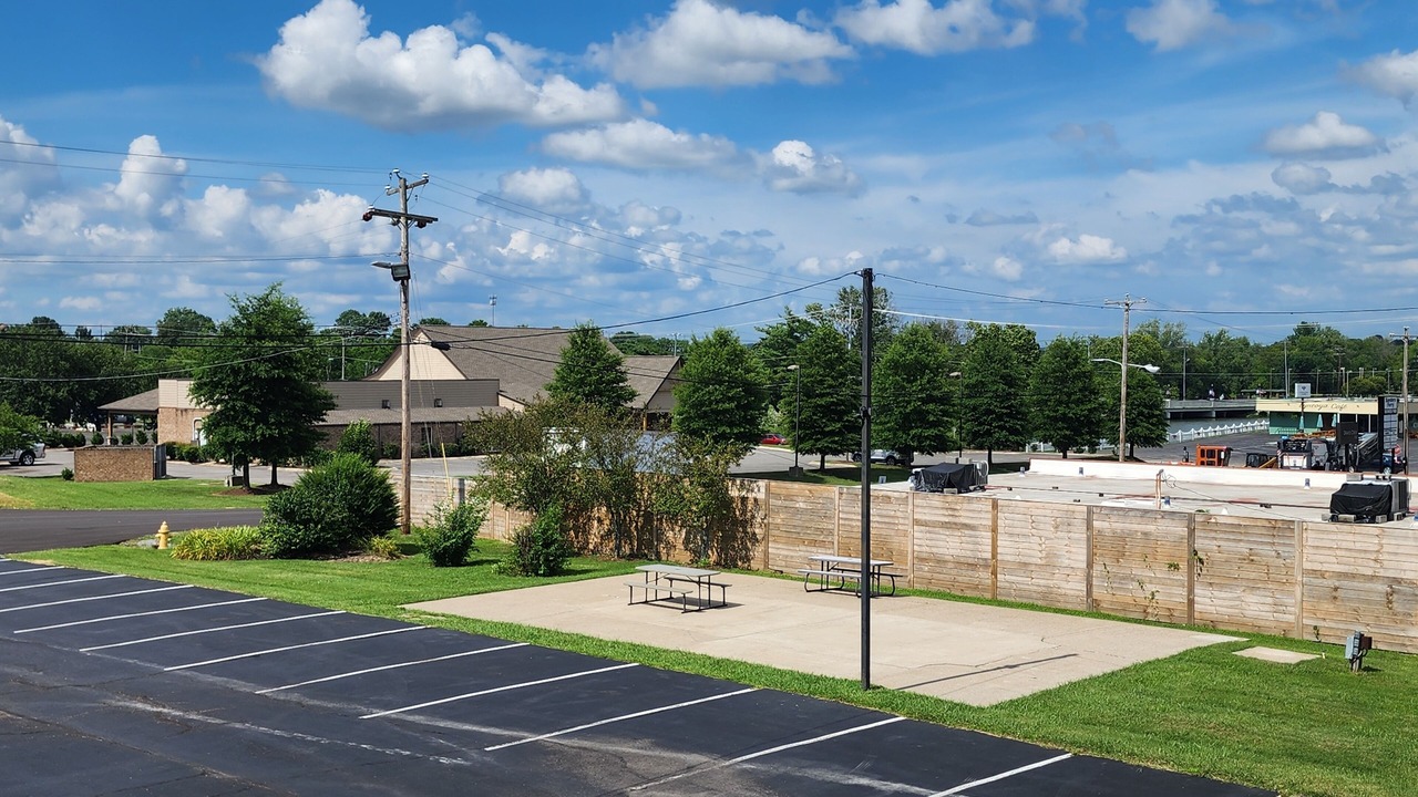 Photo of Outdoor in Hendersonville