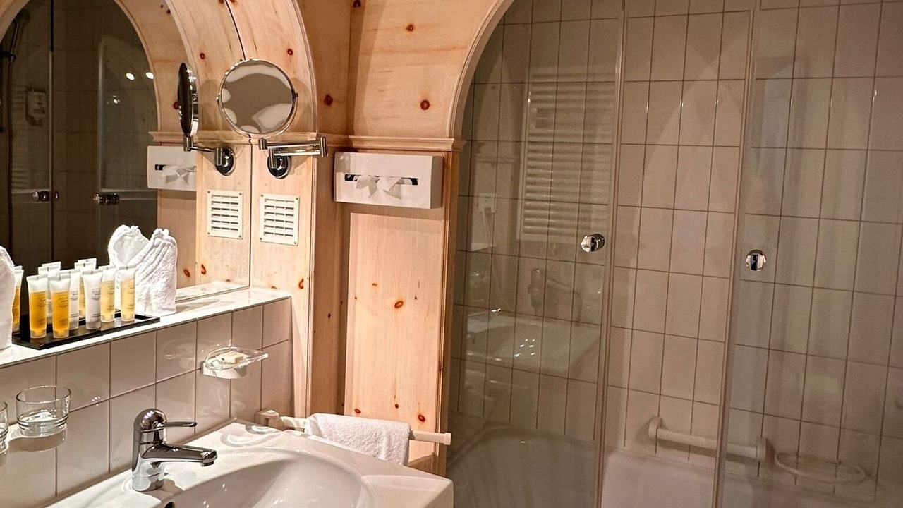 Photo of Bathroom in Silvaplana