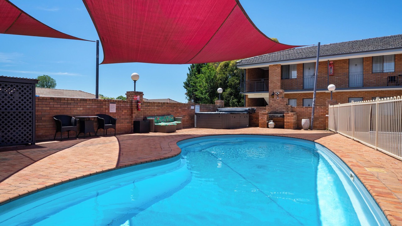 Photo of Others in Bathurst