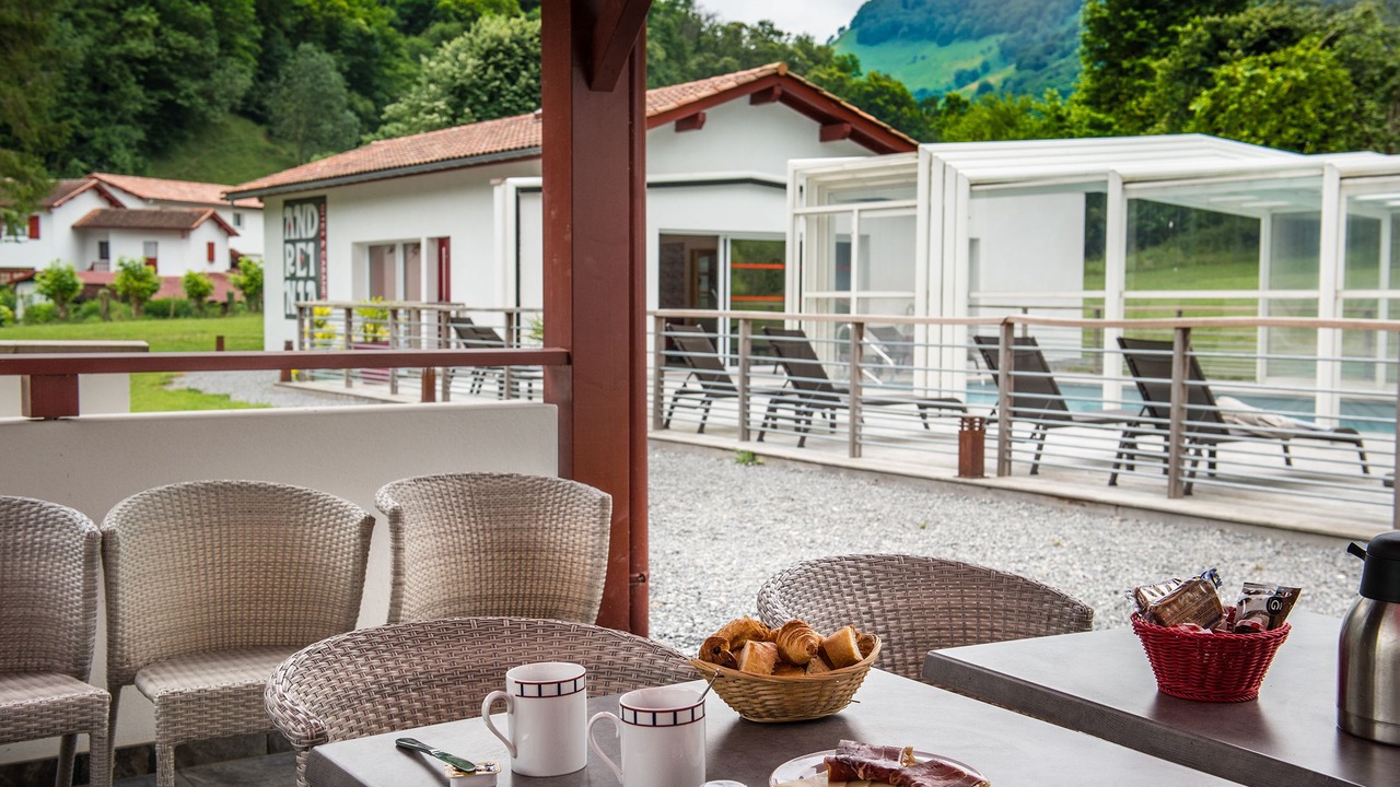 Photo of Others in Esterencuby