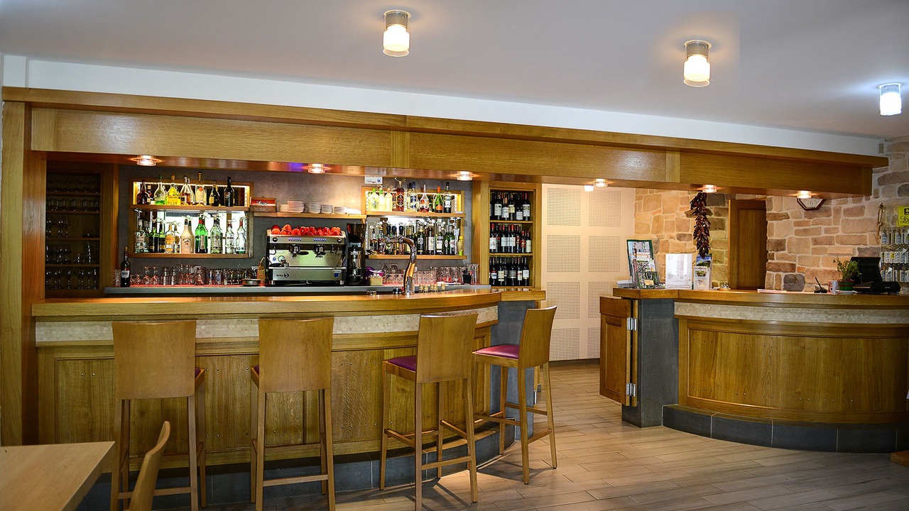 Photo of Others in Esterencuby