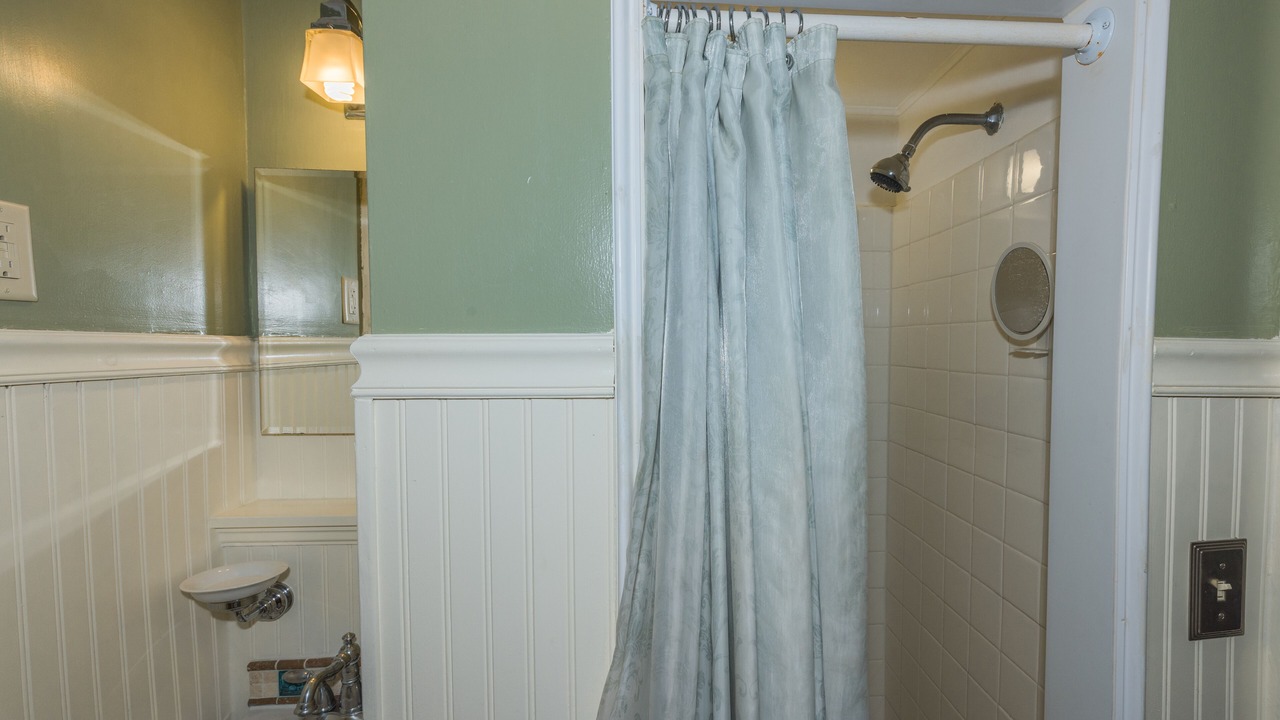 Photo of Others in Williamsburg