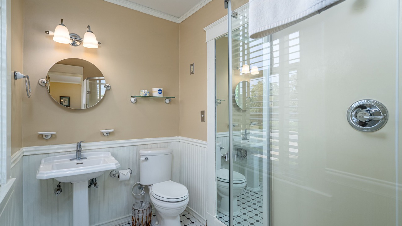 Photo of Bathroom in Williamsburg