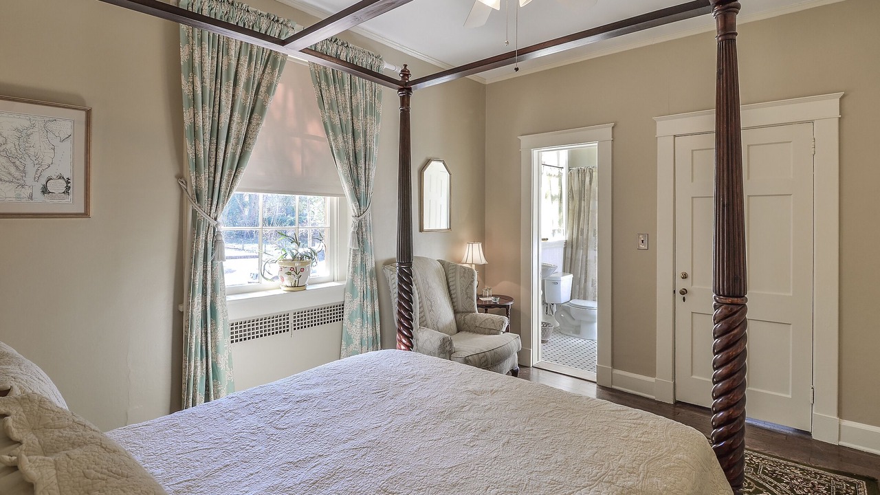 Photo of Bedroom in Williamsburg