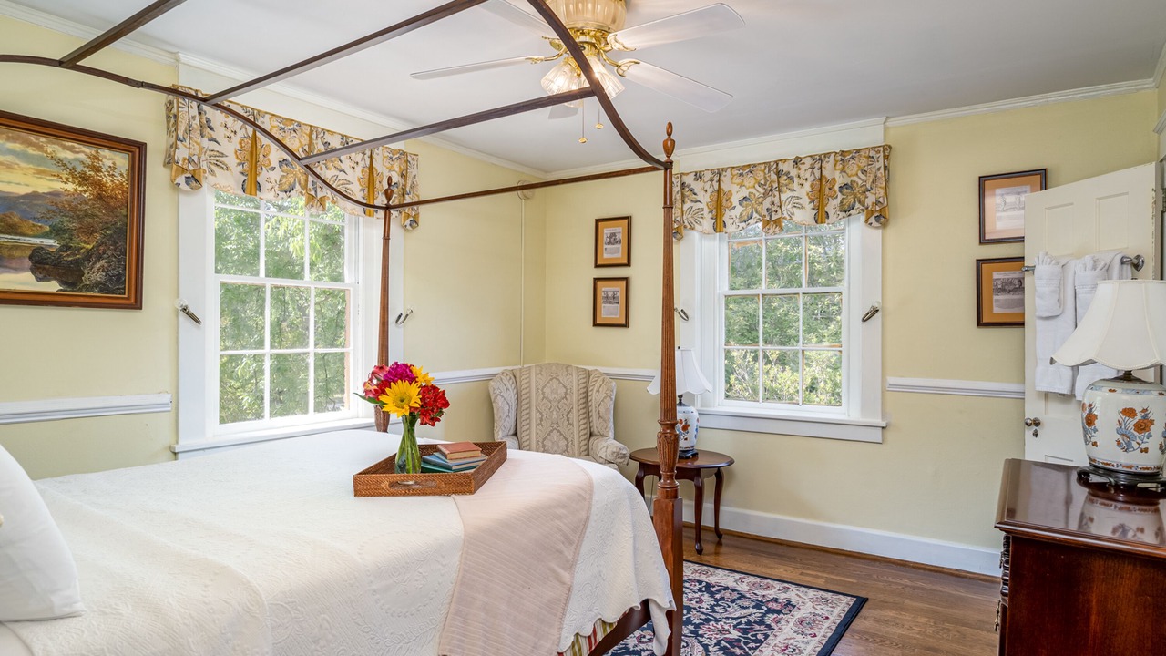 Photo of Bedroom in Williamsburg