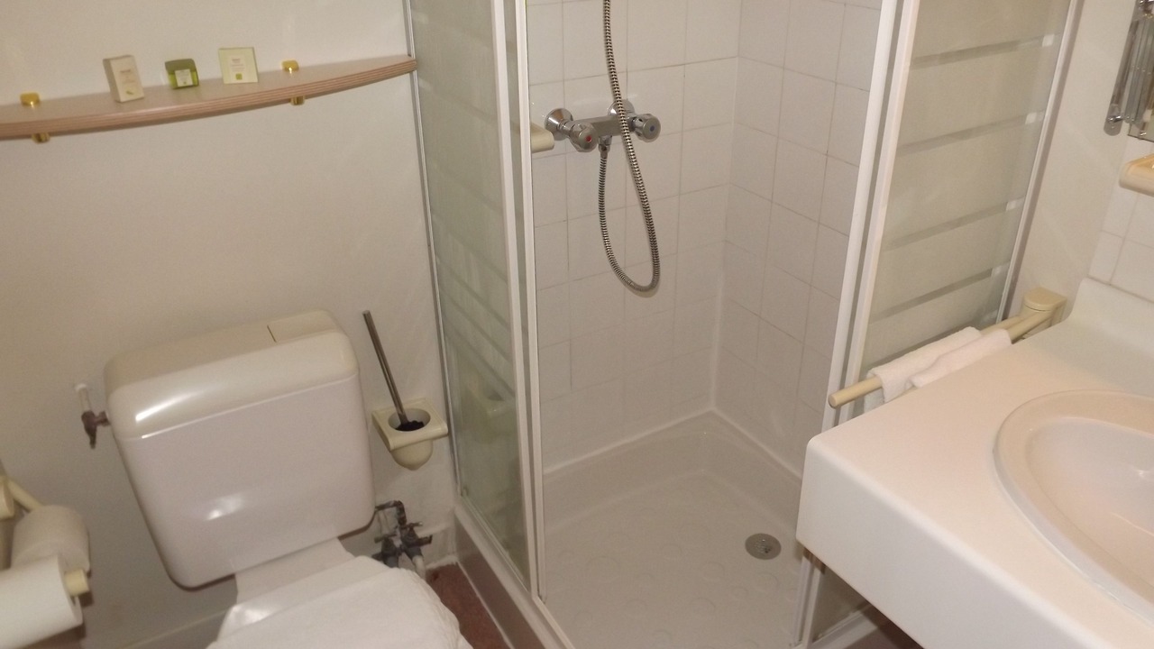 Photo of Bathroom in Curvalle