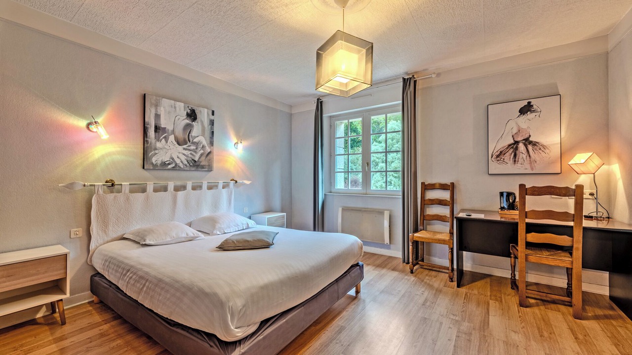 Photo of Others in Rive Droite