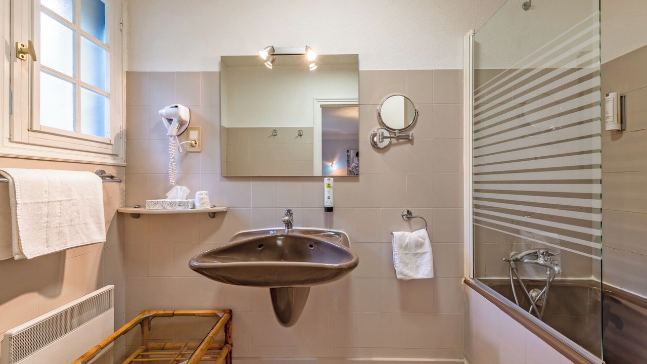 Photo of Others in Rive Droite