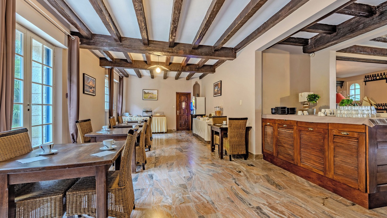 Photo of Others in Rive Droite