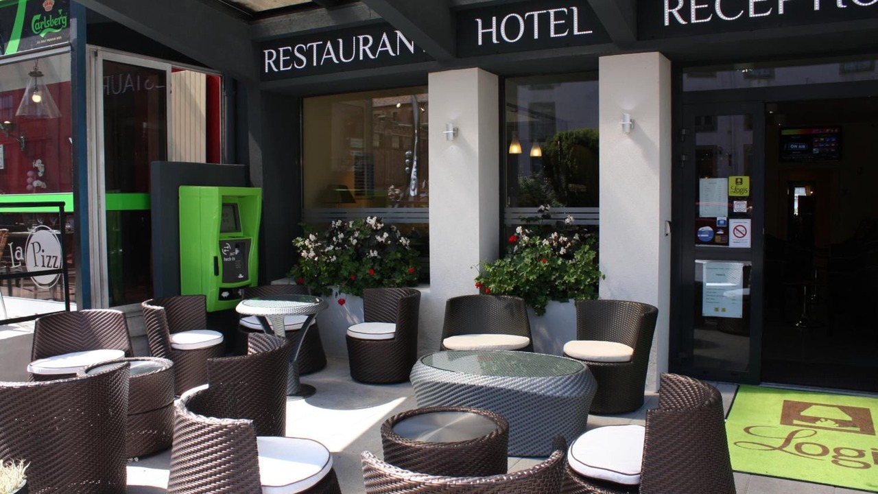 Photo of Others in Baccarat