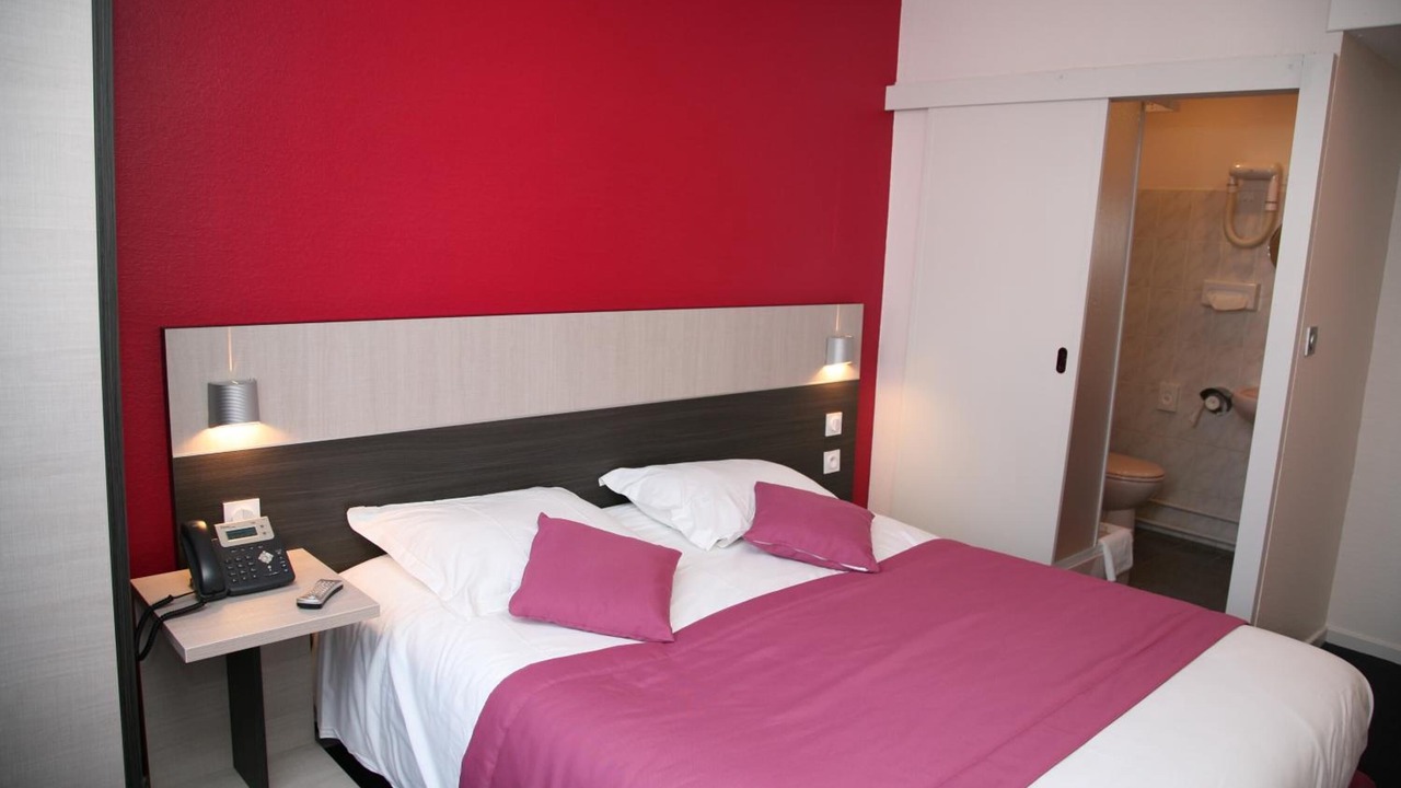 Photo of Others in Baccarat