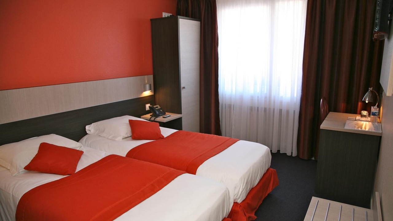 Photo of Others in Baccarat