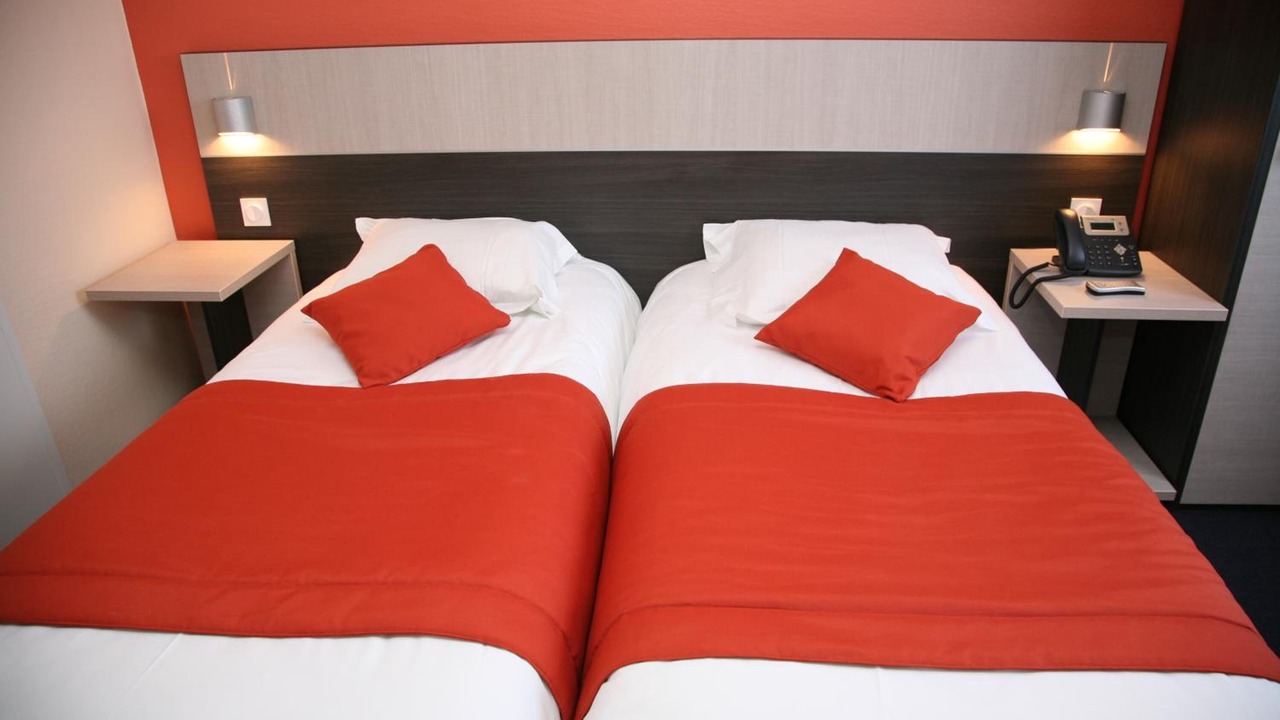 Photo of Others in Baccarat