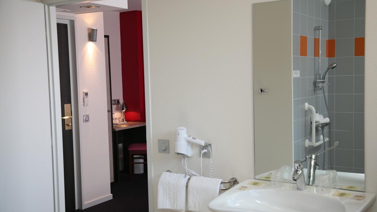 Photo of Others in Baccarat