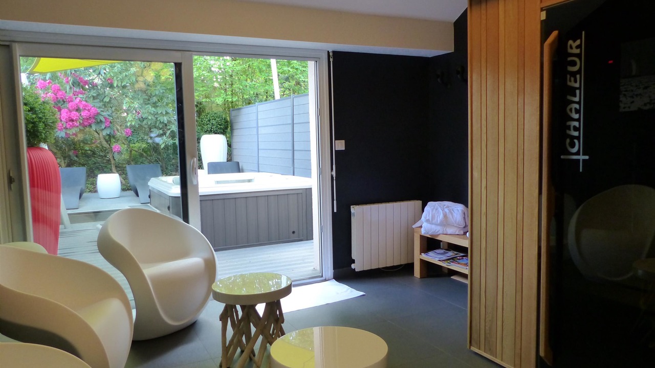 Photo of Others in Auray