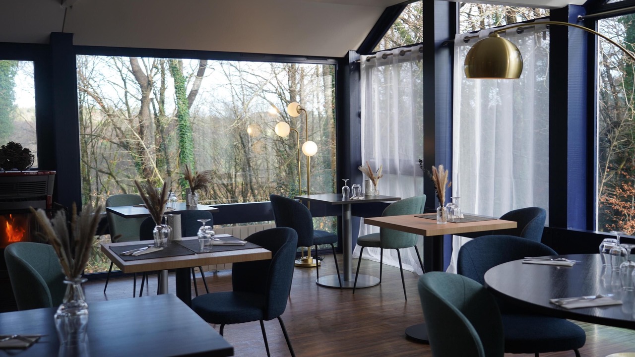 Photo of Others in Auray