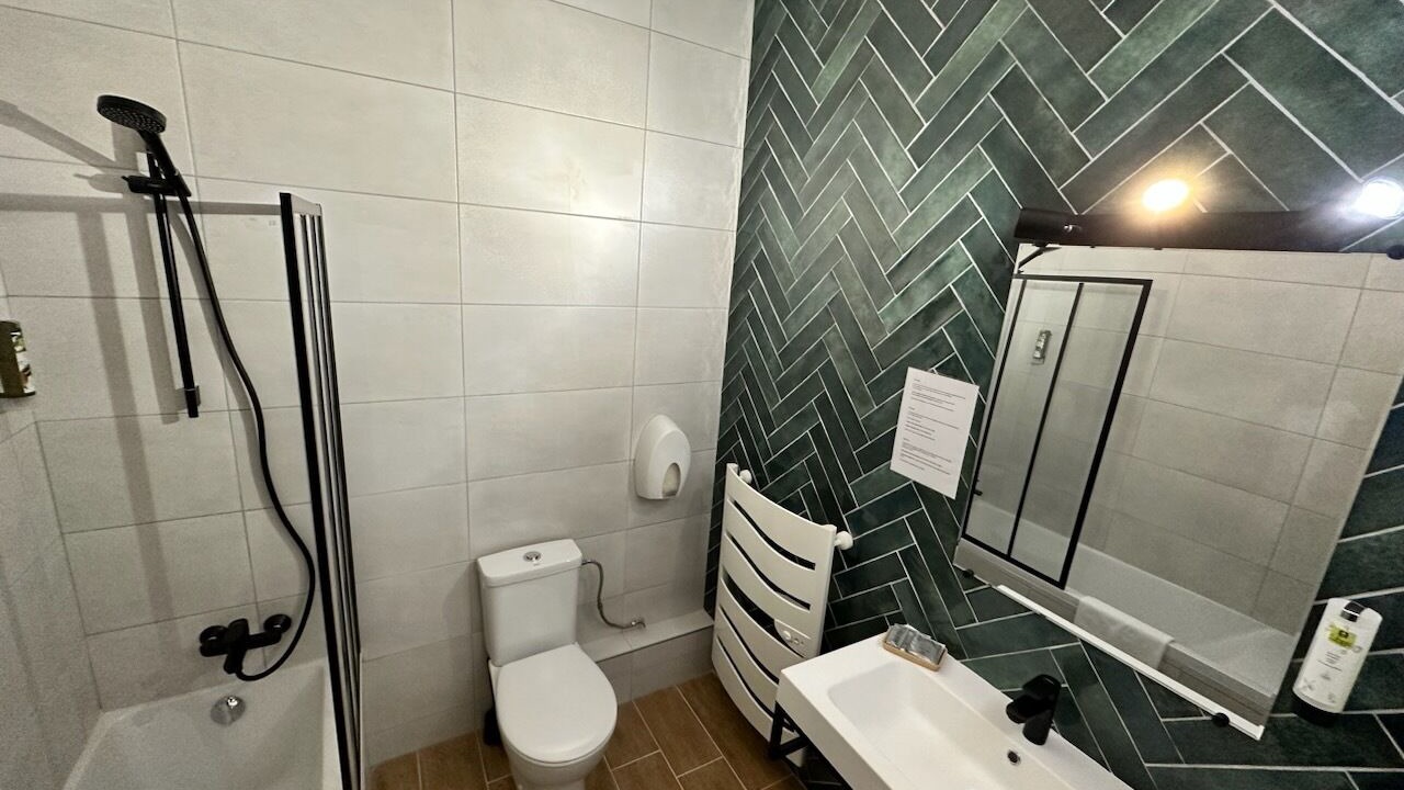 Photo of Bathroom in Lamarche-sur-Saone