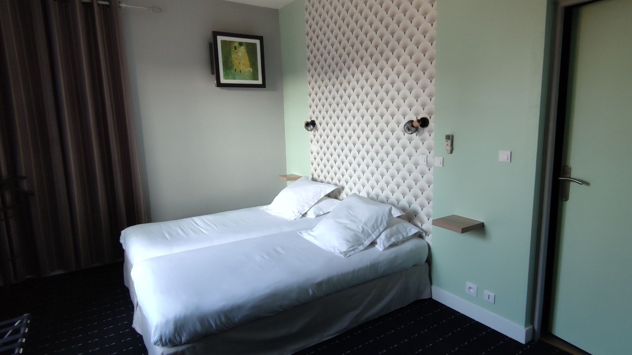 Photo of Bedroom in Lamarche-sur-Saone