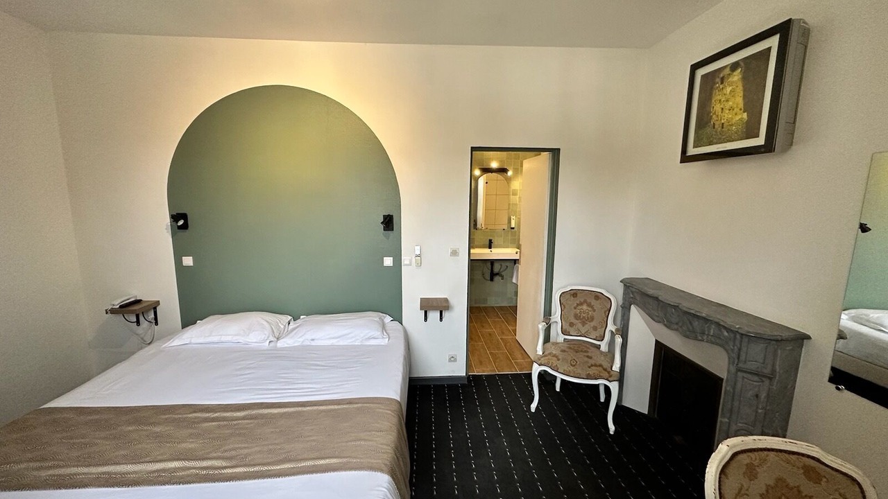 Photo of Bedroom in Lamarche-sur-Saone