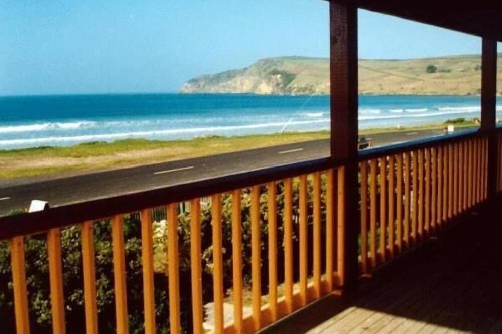 Photo of Patio Balcony in Cape Bridgewater