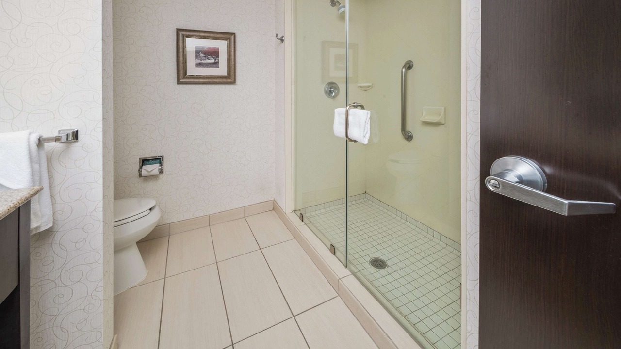 Photo of Bathroom in Catoosa