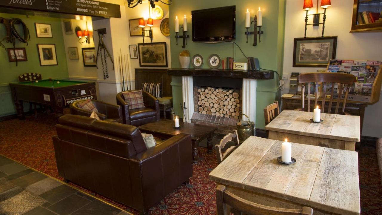 Photo of Others in Colesbourne