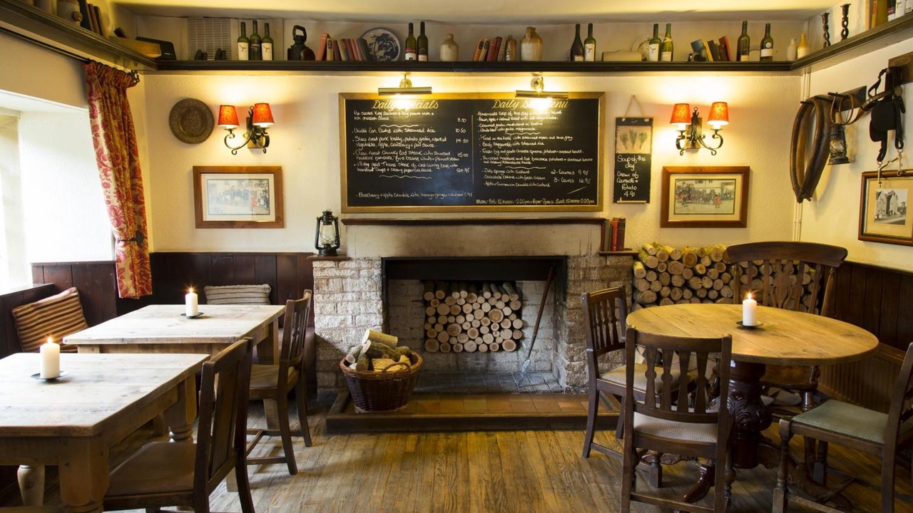 Photo of Others in Colesbourne