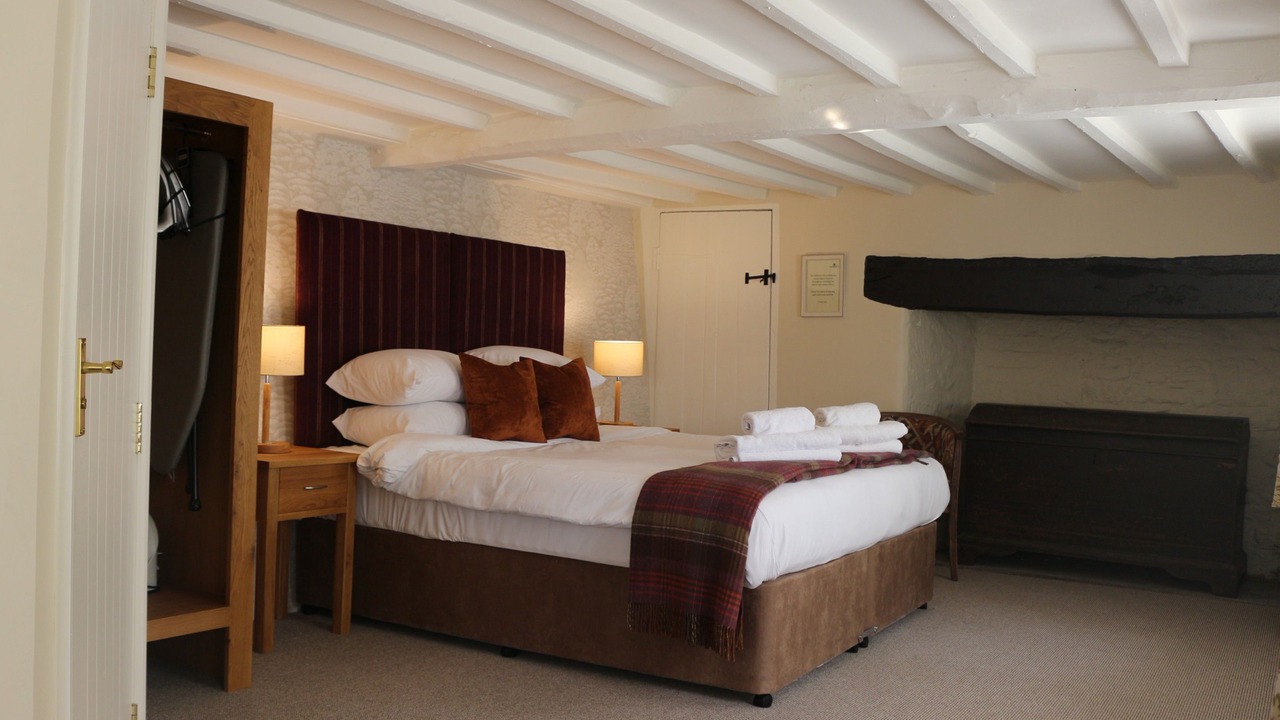 Photo of Others in Colesbourne