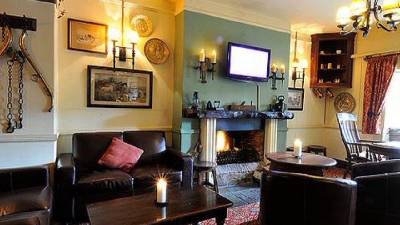 Photo of Others in Colesbourne