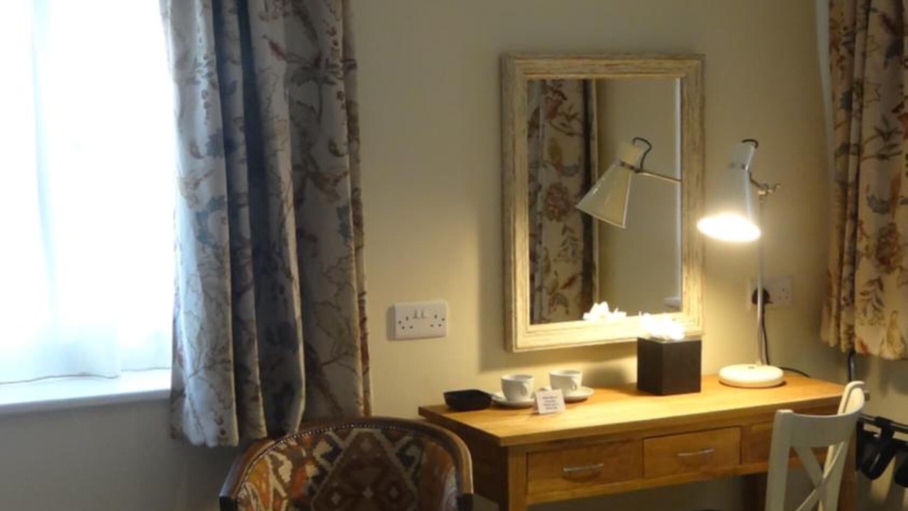 Photo of Others in Colesbourne