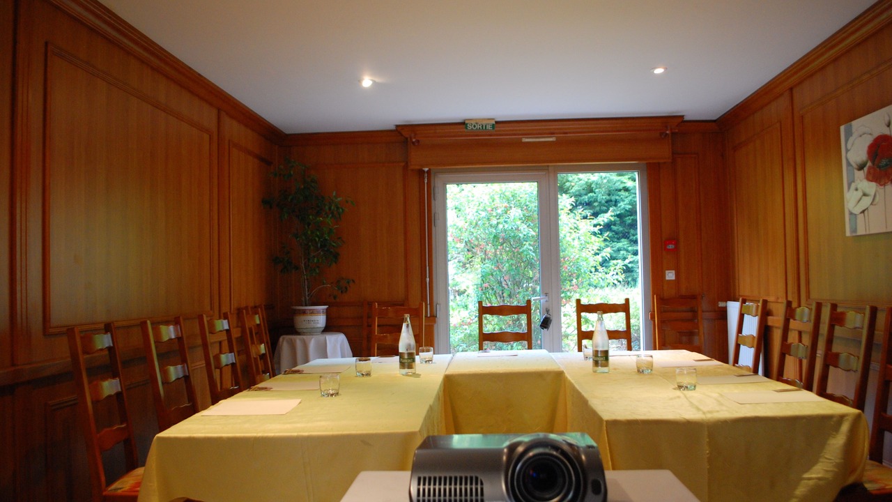 Photo of Others in Cesson-Sevigne
