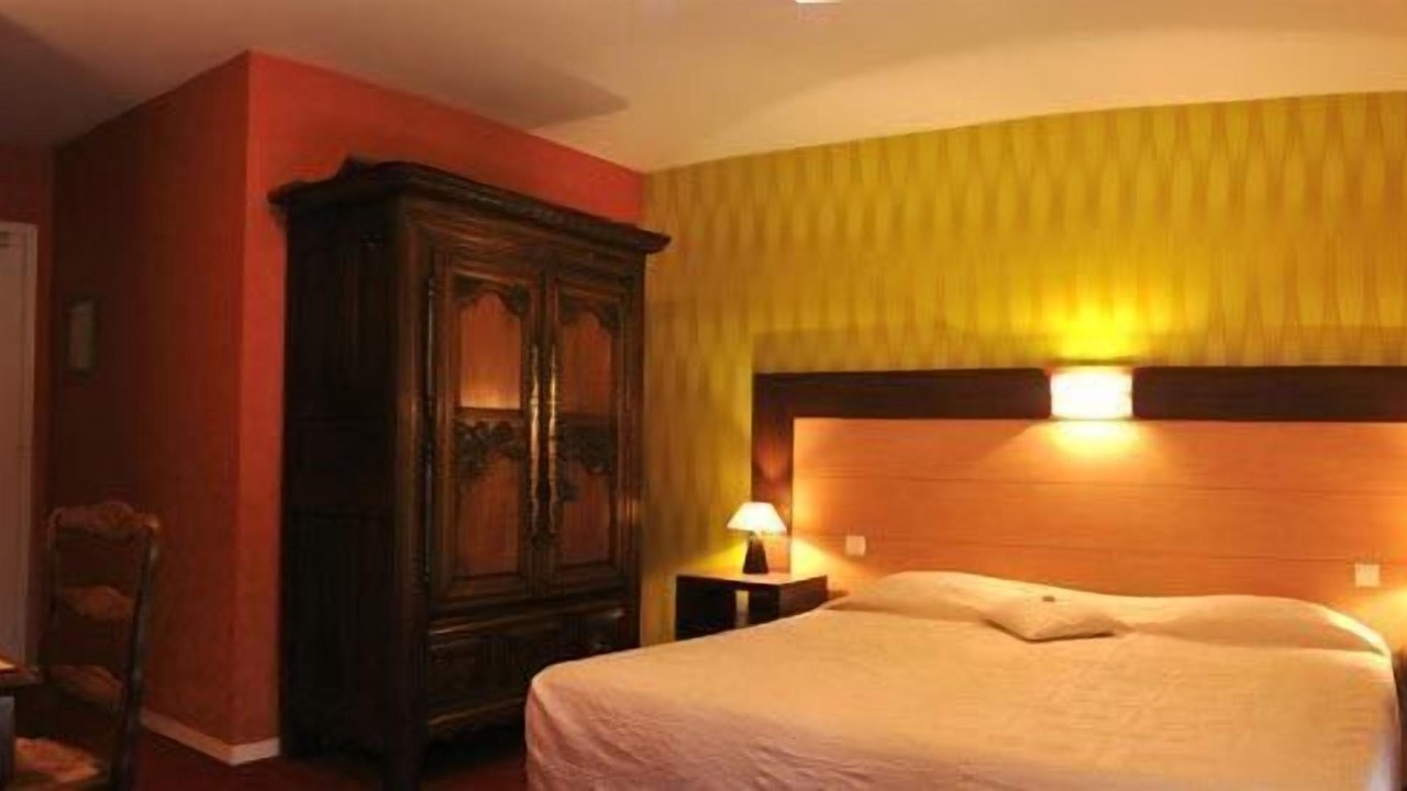 Photo of Bedroom in Cesson-Sevigne