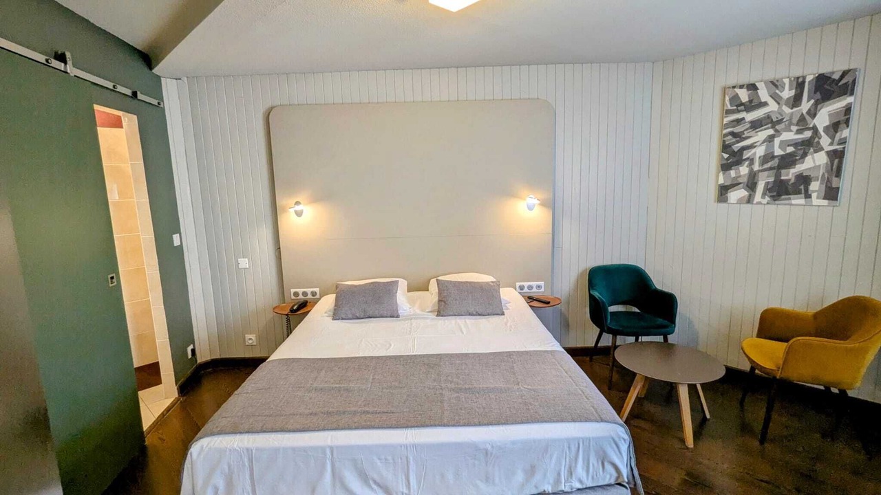 Photo of Bedroom in Thonon-les-Bains