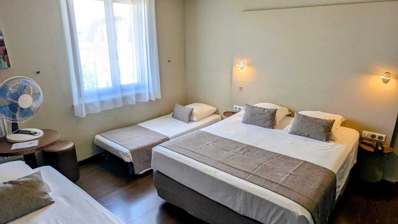 Photo of Bedroom in Thonon-les-Bains